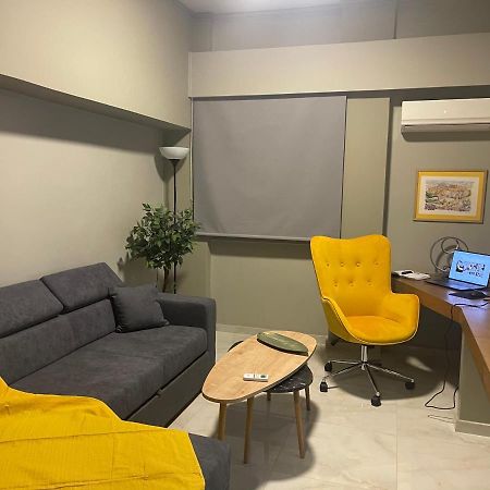 Apartment 55 Fix Atene Esterno foto