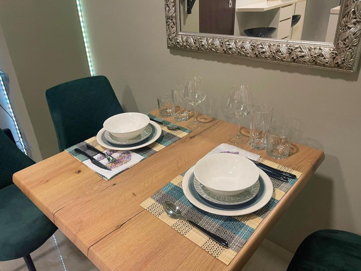 Apartment 55 Fix Atene Esterno foto